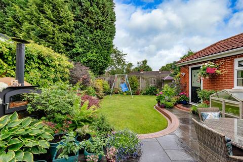 2 Brompton Lawns, Wolverhampton, WV6 8EH