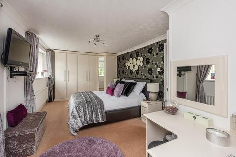 2 Brompton Lawns, Wolverhampton, WV6 8EH