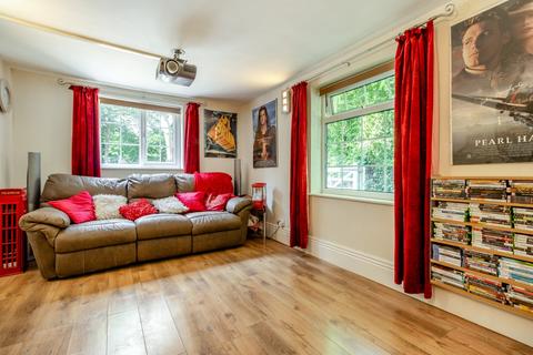 Lawnswood Ashfurlong Road, Sheffield, S17 3NL