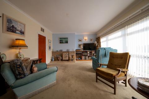 44 Burlington Road, Dore, Sheffield, S17 3NQ