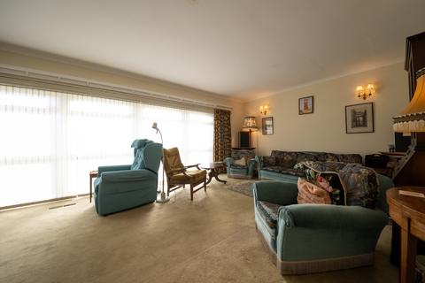 44 Burlington Road, Dore, Sheffield, S17 3NQ