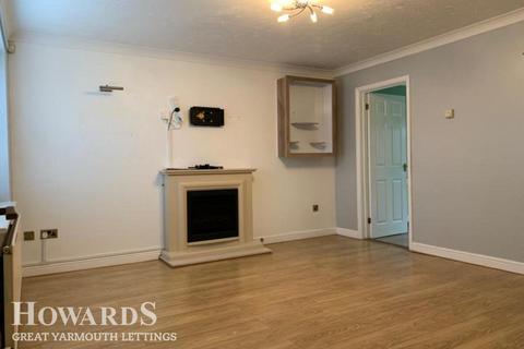 3 bedroom flat to rent, Germander Court, Great yarmouth