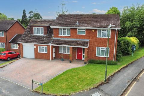 6 bedroom detached house for sale, Holmoaks, Maidstone, ME14