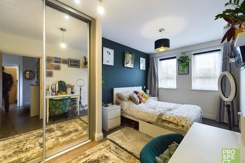 2 bedroom apartment for sale, Raven Drive, Maidenhead, Berkshire, SL6