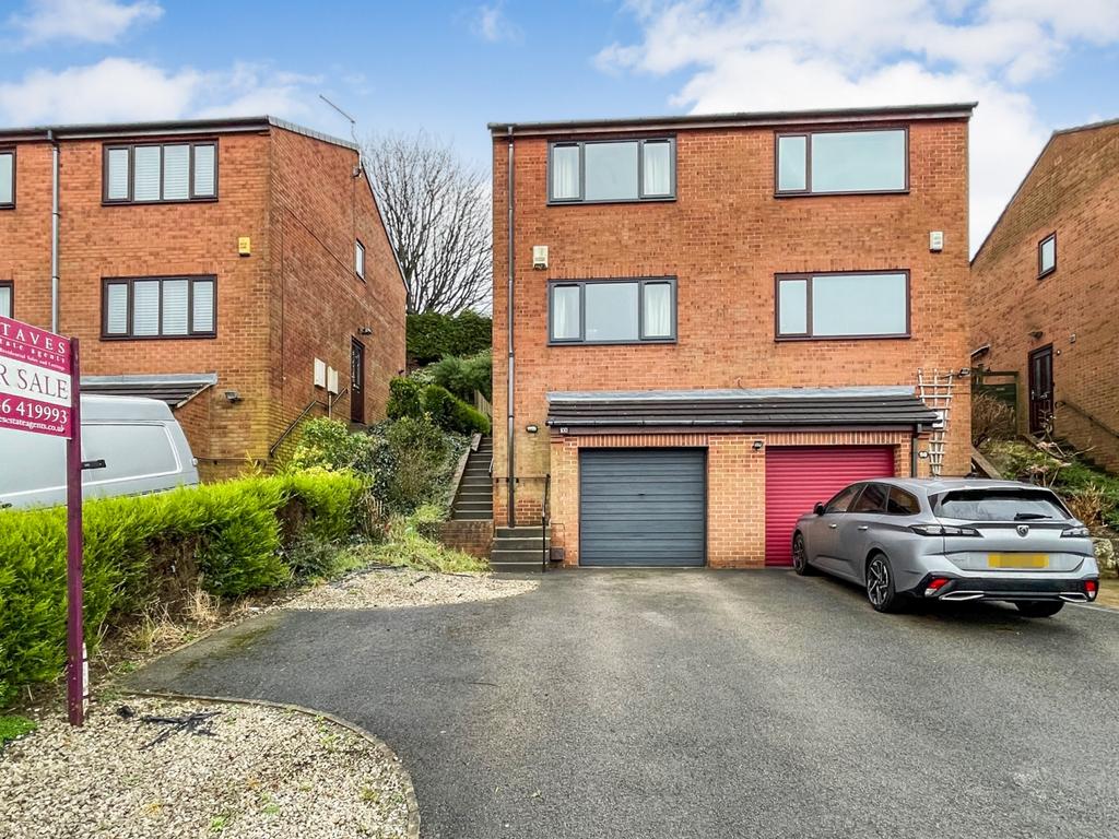 Holmley Lane, Dronfield, Derbyshire... 2 bed semidetached house £235,000