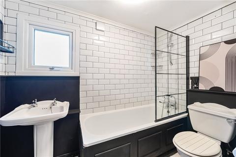 Flat 1, 15 Eastdown Park, London, SE13 5HU