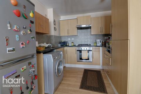 2 bedroom flat for sale, Broad Street, Dagenham