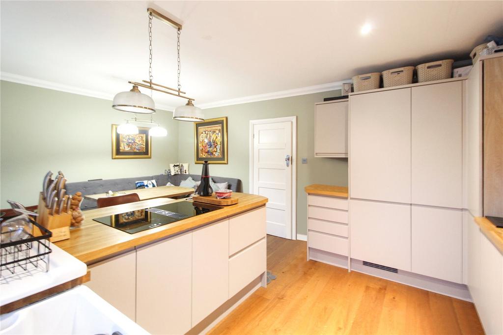 Henley Crescent, WestcliffonSea... 4 bed semidetached house £475,000