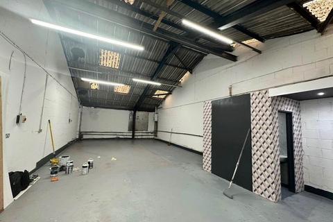 Industrial unit to rent, 58a Kingsbridge Crescent, Southall, Greater London, UB1