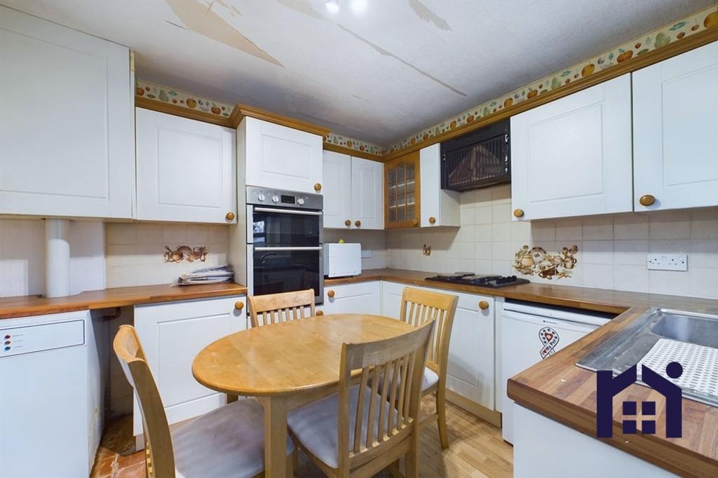 Dining kitchen
