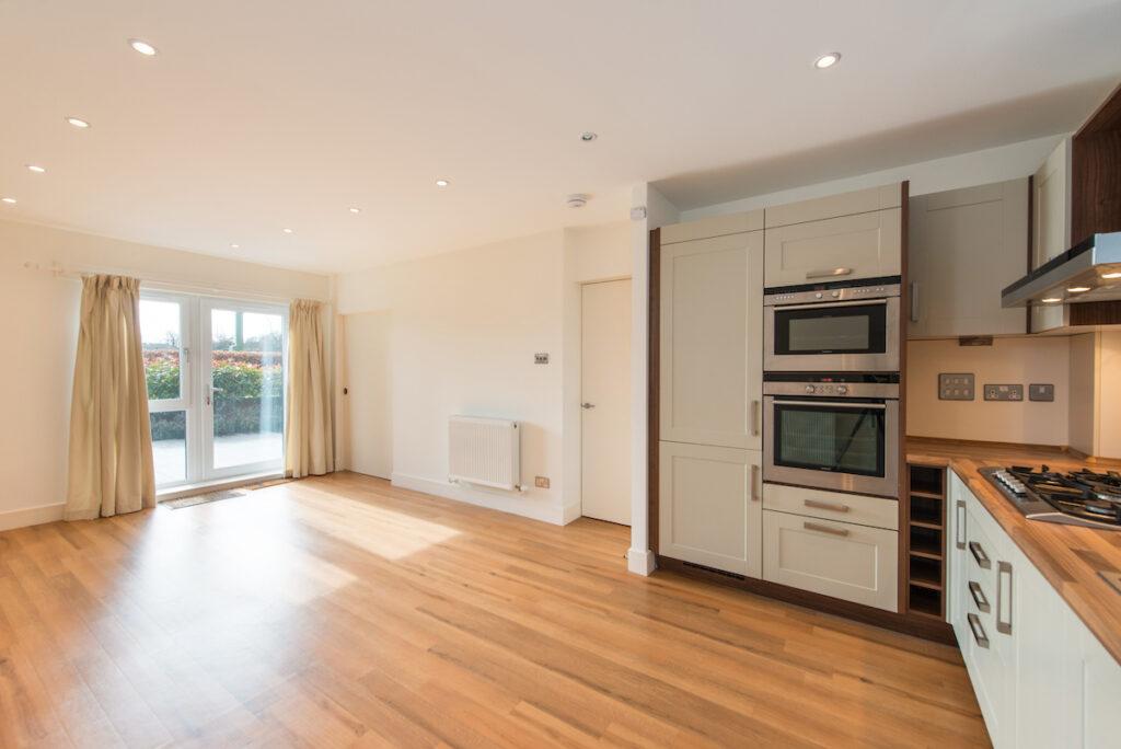 Fettes Rise, Edinburgh EH4 3 bed ground floor flat for sale £500,000