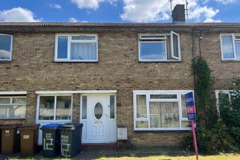 4 bedroom terraced house to rent, Spring Glen, Hatfield AL10