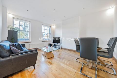 2 bedroom flat for sale, Cockfosters Road, Barnet