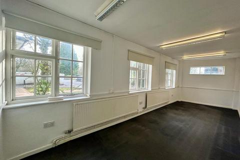 Office to rent, 3 Vicarage Road, Edgbaston, Birmingham, B15 3ES