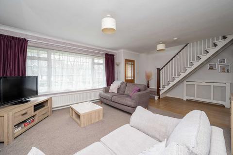 5 Hillside Road, Storrington, Pulborough, RH20 3LZ