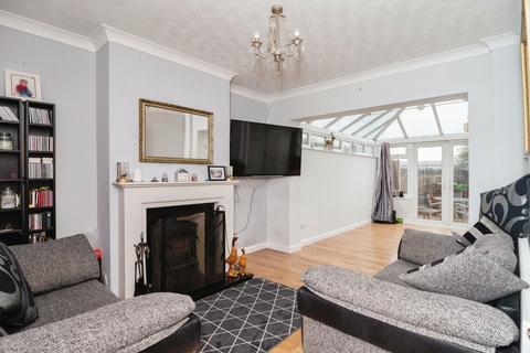 3 bedroom semi-detached house for sale, Poynings Avenue, Southend-on-sea, SS2