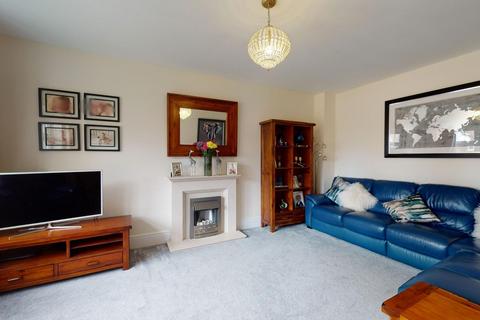 4 bedroom detached house for sale, Lakeside Avenue, Faversham, ME13