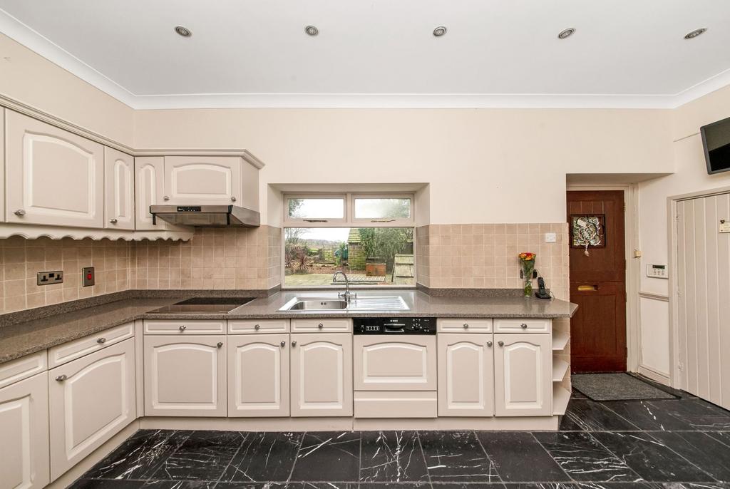 Breakfast kitchen