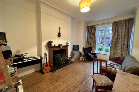 15 Blair Road, Manchester, M16 8NS