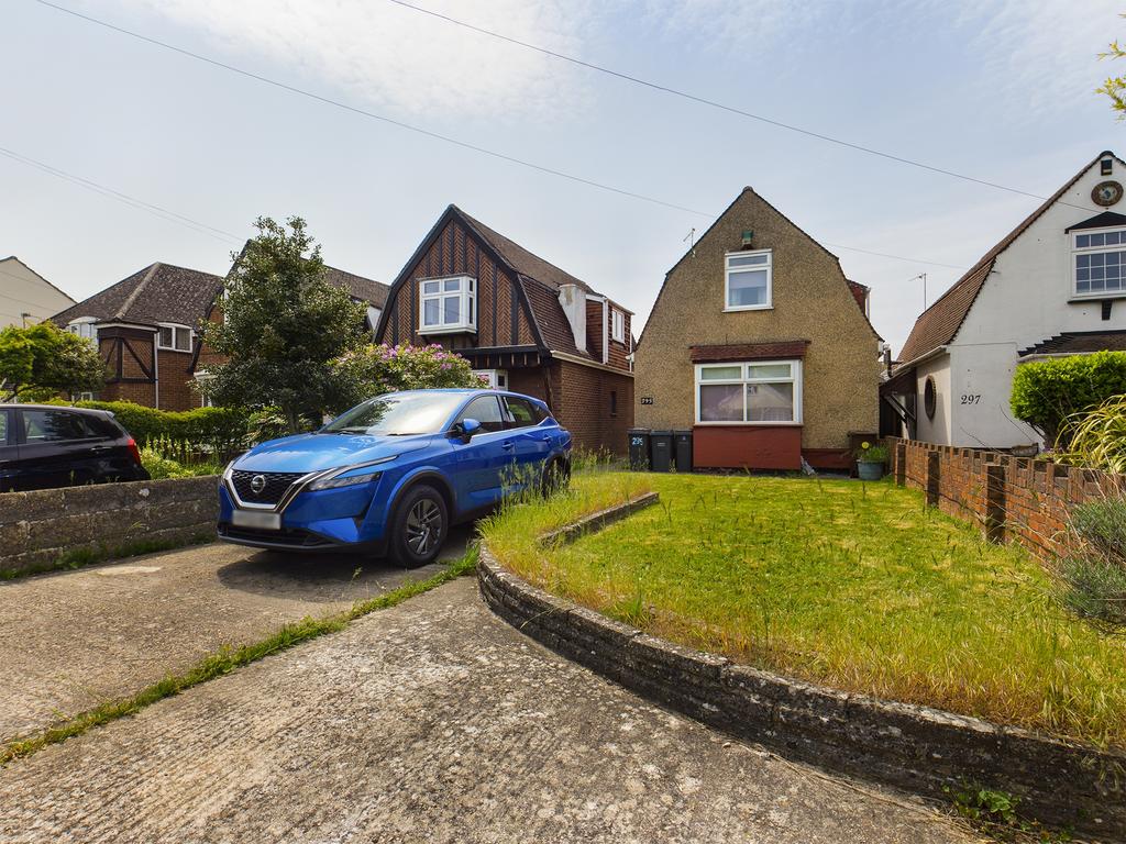 Fareham Road, Gosport PO13 3 bed detached house for sale £250,000