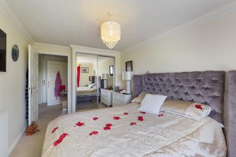 1 bedroom flat for sale, Havant Road, Portsmouth PO6