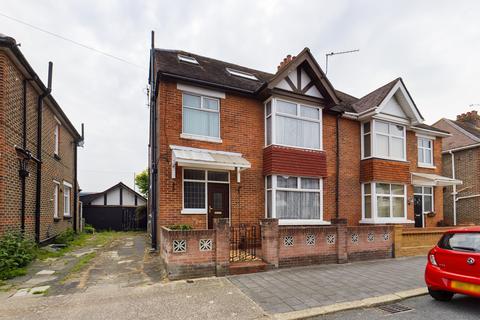 4 bedroom semi-detached house for sale - Northwood Road, Portsmouth PO2