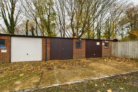 3 bedroom terraced house for sale, Nutbourne Road, Portsmouth PO6