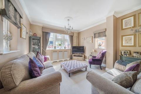 4 bedroom detached house for sale, Redwing Gardens, West Byfleet, KT14