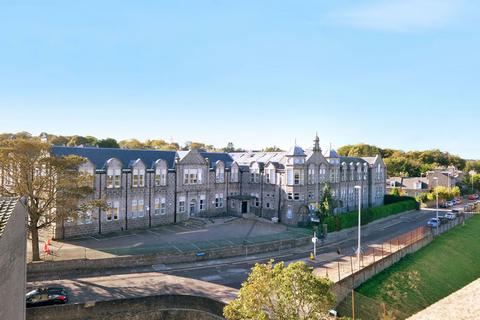 Flat 5, 2 Deer Road, Woodside, Aberdeen, AB24 4RW