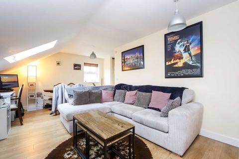 2 bedroom apartment for sale, Langdon Street, Tring