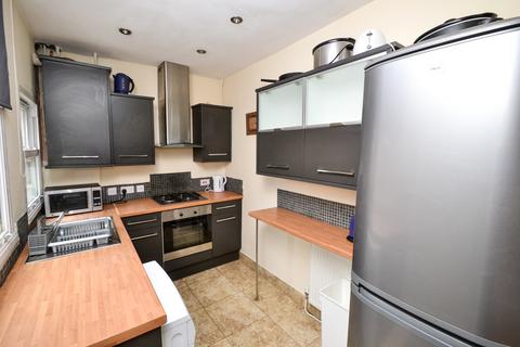4 bedroom detached house to rent, Dunkirk Road, Nottingham NG7