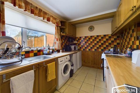 3 bedroom semi-detached house for sale - Valley Road, Walsall, WS3