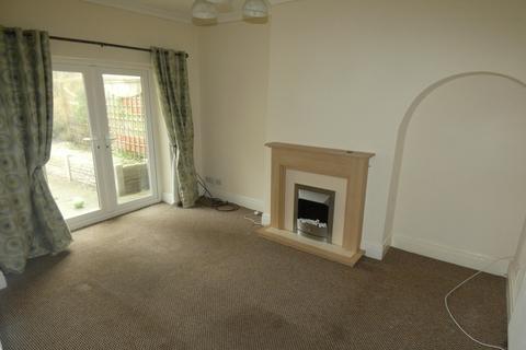 3 bedroom semi-detached house to rent - Inver Road, Blackpool, FY2 0LW