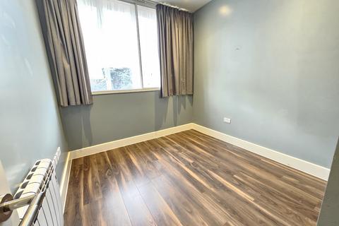 2 bedroom flat to rent, Park Street, Luton LU1