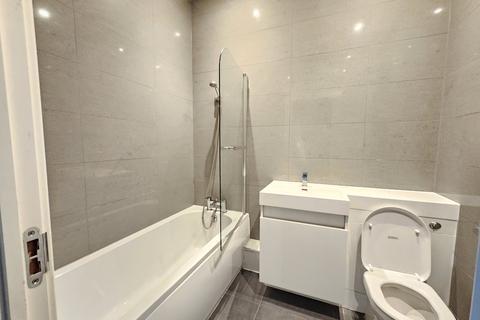2 bedroom flat to rent, Park Street, Luton LU1