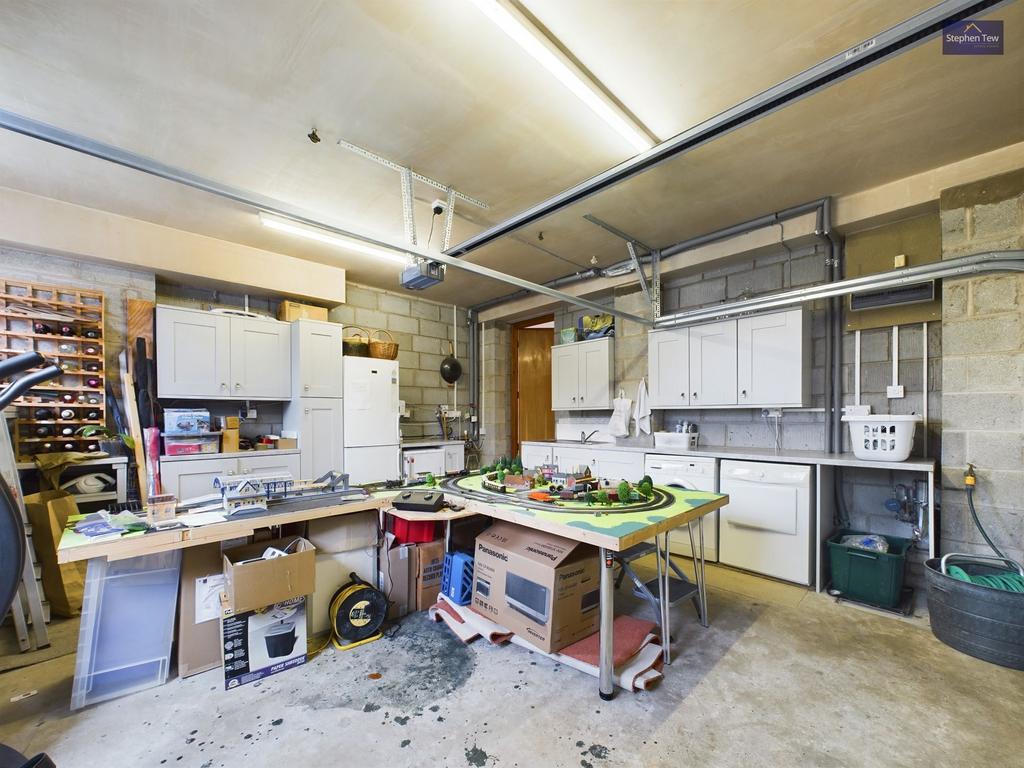 Integral garage