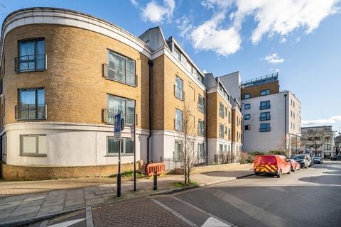 2 bedroom apartment for sale, Lovelace House, 96-122 Uxbridge Road, Ealing