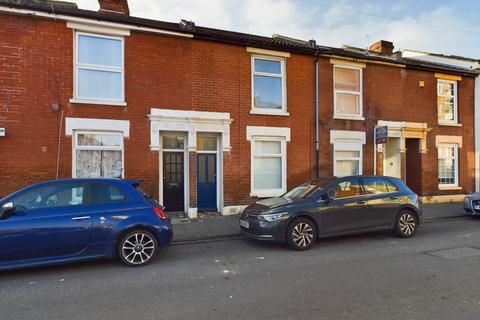 3 bedroom terraced house to rent, Bramble Road , Southsea PO4