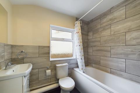 3 bedroom terraced house to rent, Bramble Road , Southsea PO4