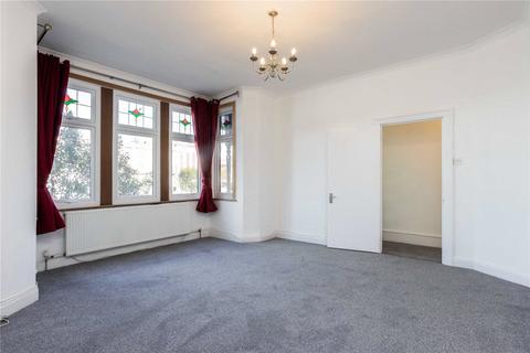 2 bedroom apartment for sale, Bowes Road, London, N11