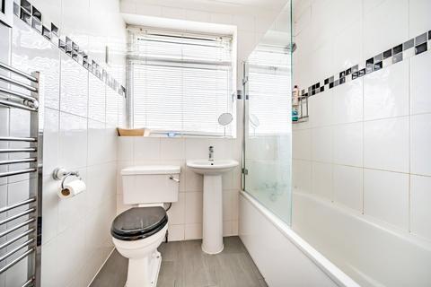 15 Brunswick Grove, London, N11 1HN