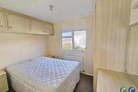 2 bedroom mobile home for sale, Ling Road, Cannock, WS12 4NH