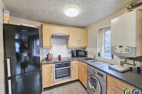 2 bedroom ground floor flat for sale, Pear Tree Court, Rugeley, WS15 1HF