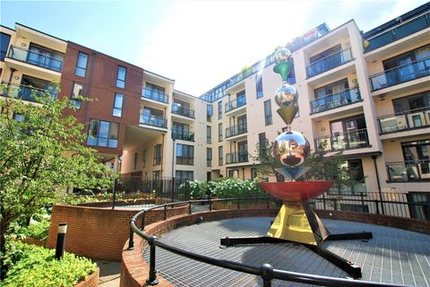 1 bedroom apartment for sale, Martyr Road, Guildford, Surrey, GU1