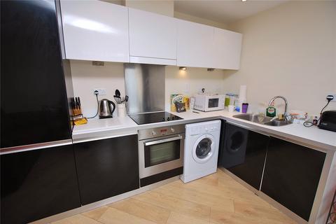 1 bedroom apartment for sale, Martyr Road, Guildford, Surrey, GU1