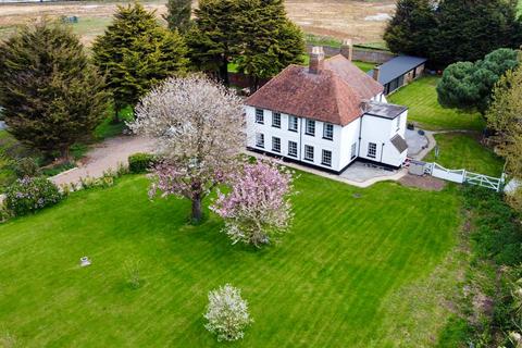 4 bedroom detached house for sale, Grovehurst Road, Iwade, ME9