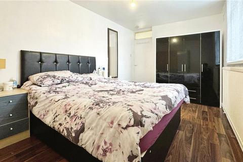 3 bedroom apartment for sale, Canberra Drive, Northolt