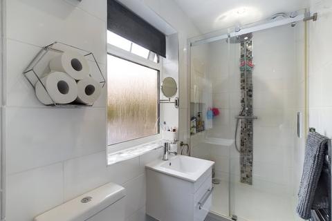 78 Cowleaze, Chinnor, OX39 4TB