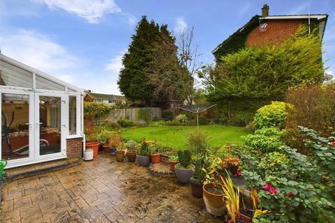 5 Druids Walk, Chinnor, OX39 4JF