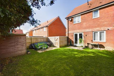 3 Hawthorn Close, Chinnor, OX39 4GD